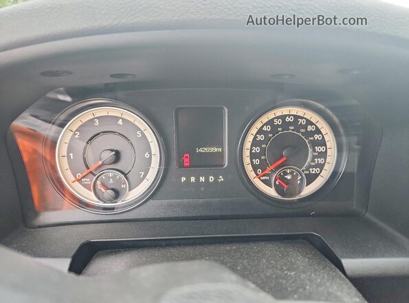 1C6RR7GT5GS264813 2016 RAM 1500 Silver Vista del cuadro de instrumentos