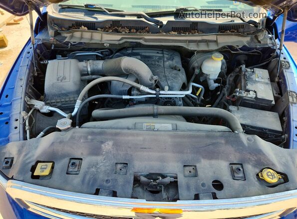 1C6RR7GT8JS141756 2018 RAM 1500 Blue Vista interior trasera
