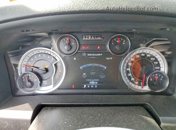 1C6RR7GT8MS589550 2021 RAM 1500 Silver Instrument cluster view