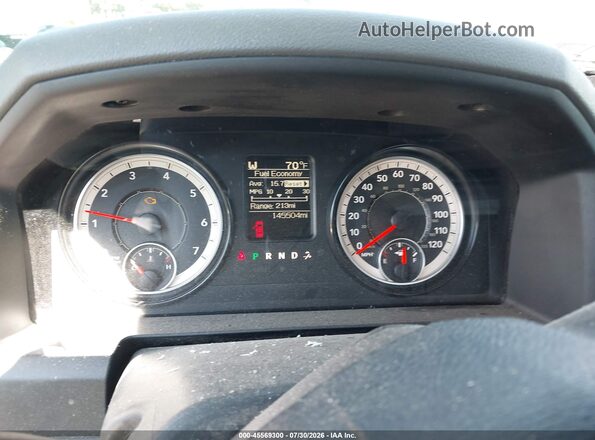 1C6RR7GT9GS387675 2016 RAM 1500 Red Հետևի նստատեղերի տեսք
