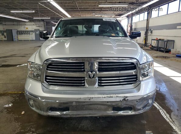 1C6RR7GTXJS312538 2018 RAM 1500 Gray VIN კოდის სტიკერის ხედი