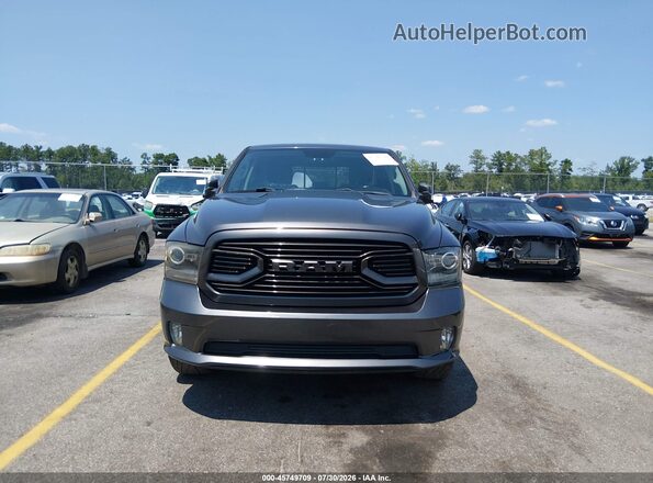 1C6RR7HG9JS260532 2018 RAM 1500 Black Widok zestawu wskaźników