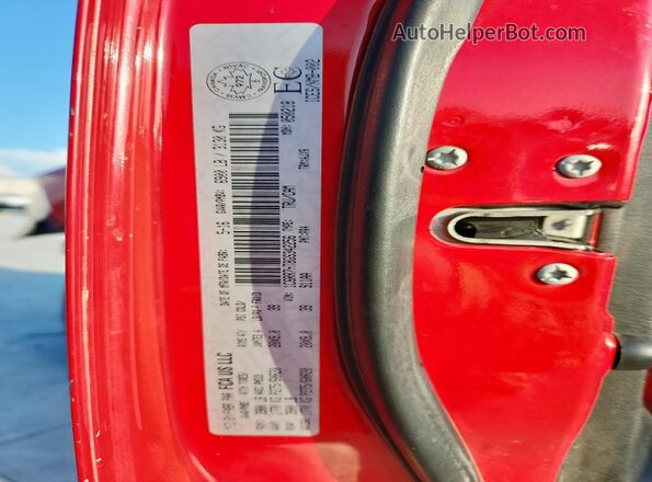 1C6RR7HT8GS342256 2016 RAM 1500 Red Շարժիչի բաժամունքի տեսք