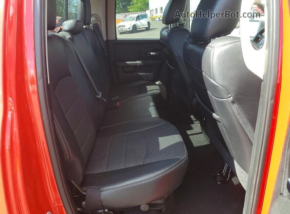 1C6RR7HT8HS818488 2017 RAM 1500 Red Вид задніх сидінь