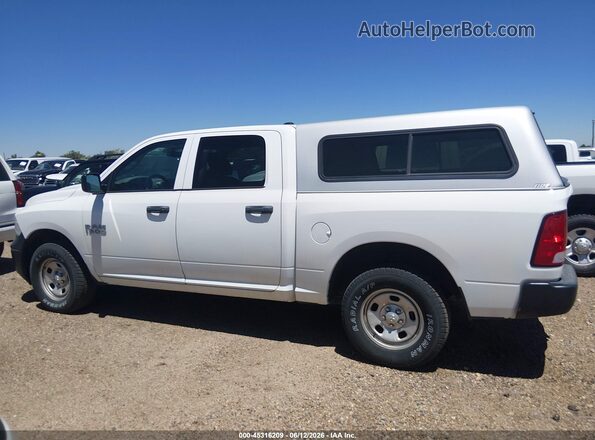 1C6RR7KG0JS286509 2018 RAM 1500 White Панорамний вид салону 360°