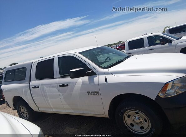 1C6RR7KG0JS286509 2018 RAM 1500 White Вид задньої частини салону