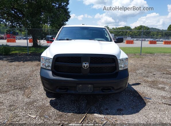 1C6RR7KG0JS319007 2018 RAM 1500 White Widok z przodu