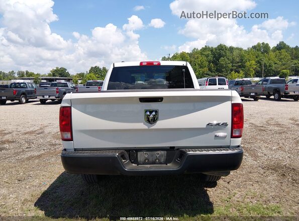 1C6RR7KG0JS319007 2018 RAM 1500 White 