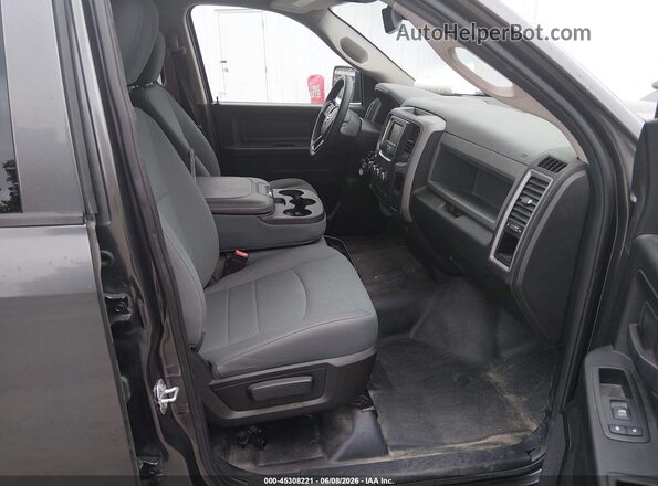 1C6RR7KG1GS396008 2016 RAM 1500 Серый Вид салона спереди