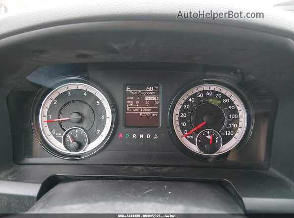 1C6RR7KG1HS766083 2017 RAM 1500 Gray Вид задніх сидінь