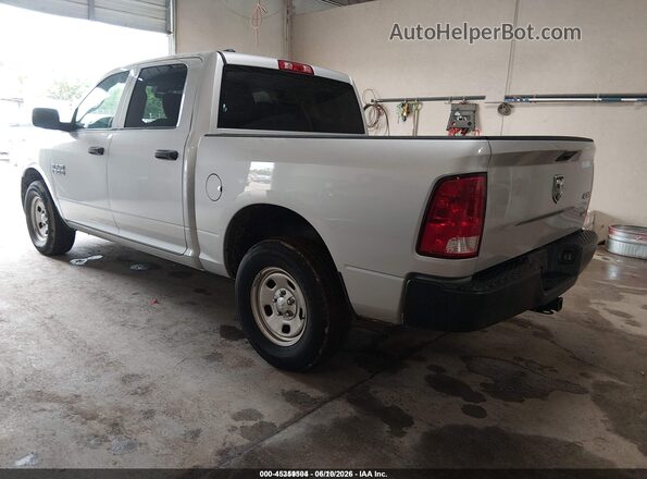 1C6RR7KG1JS106146 2018 RAM 1500 Silver Tył lewy