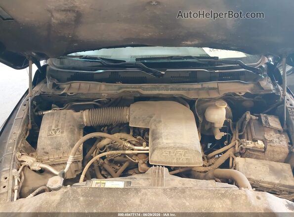 1C6RR7KG1JS300546 2018 RAM 1500 Blue Vista trasera