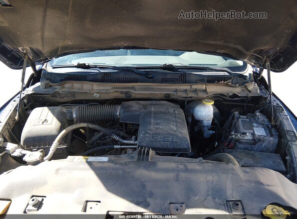 1C6RR7KG1JS318982 2018 RAM 1500 Blue Rear view