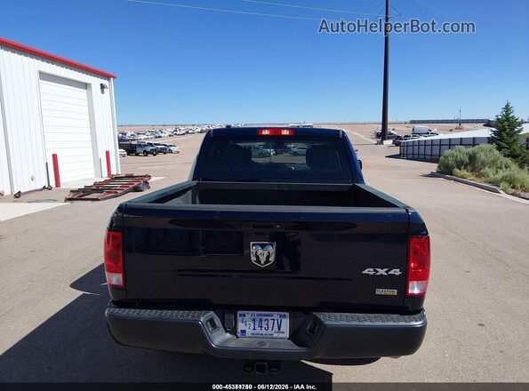 1C6RR7KG1JS318982 2018 RAM 1500 Blue 