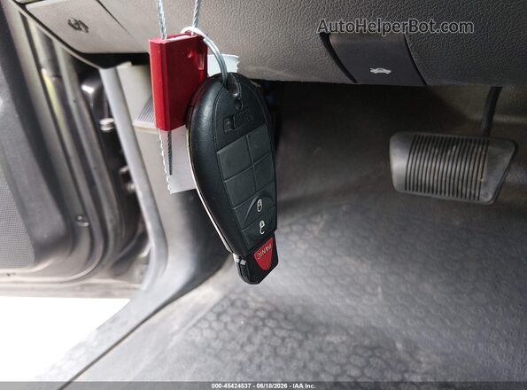 1C6RR7KG2GS349019 2016 RAM 1500 Gray Widok deski rozdzielczej