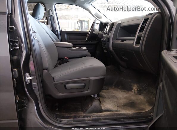 1C6RR7KG2JS177856 2018 RAM 1500 Gray Вид салону спереду