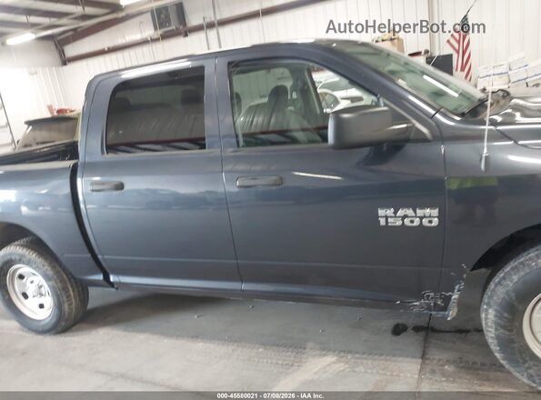 1C6RR7KG2JS306744 2018 RAM 1500 Dark Blue Widok wnętrza z tyłu