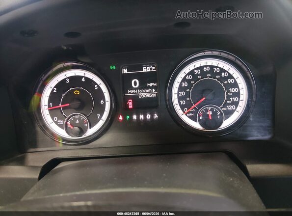 1C6RR7KG2LS146562 2020 RAM 1500 CLASSIC White Vista de los asientos traseros