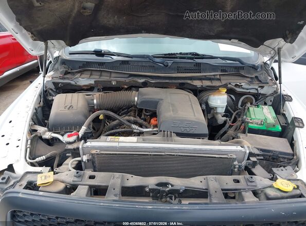 1C6RR7KG3GS177647 2016 RAM 1500 White Rear view
