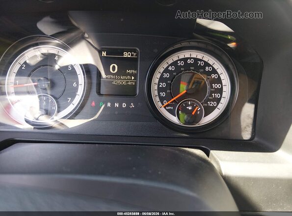 1C6RR7KG3GS353869 2016 RAM 1500 White Vista de los asientos traseros