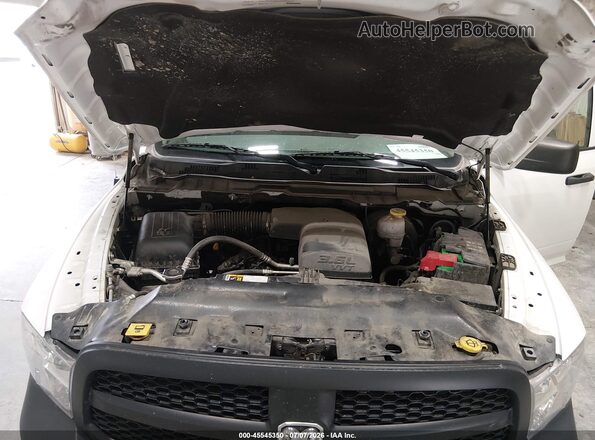 1C6RR7KG3JS293129 2018 RAM 1500 Белый Вид сзади