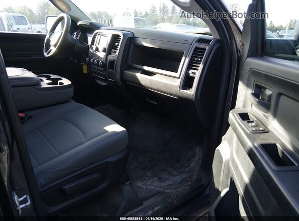 1C6RR7KG3JS294197 2018 RAM 1500 Gray წინა სალონის ხედი