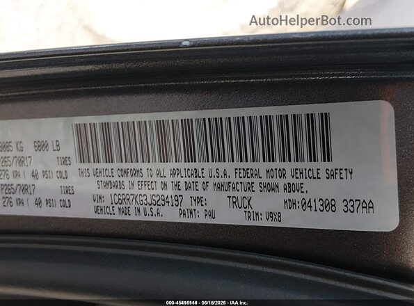 1C6RR7KG3JS294197 2018 RAM 1500 Gray ძრავის განყოფილების ხედი