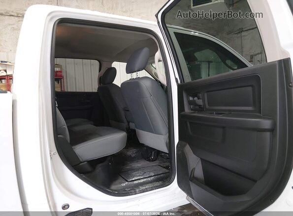 1C6RR7KG3JS300497 2018 RAM 1500 White Widok naklejki z numerem VIN