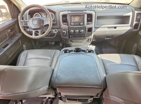 1C6RR7KG3JS315842 2018 RAM 1500 White წინა პანელის ხედი