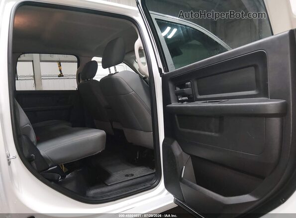 1C6RR7KG4JS294225 2018 RAM 1500 White Widok naklejki z numerem VIN