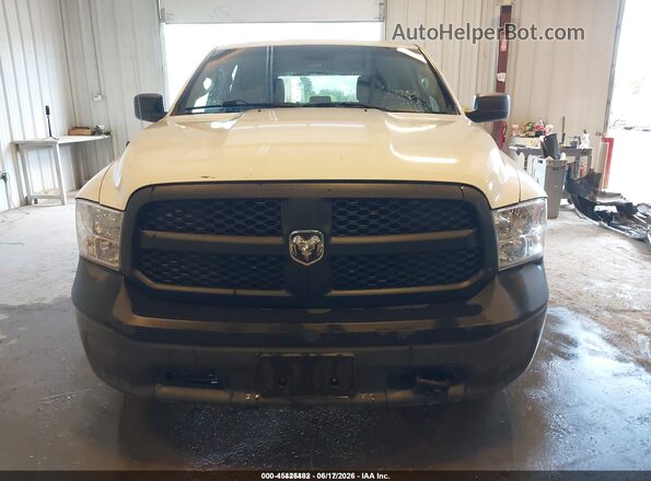 1C6RR7KG4JS318989 2018 RAM 1500 White Vista frontal