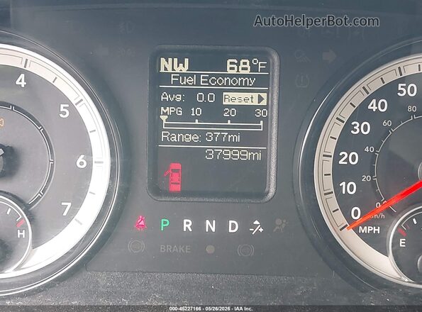 1C6RR7KG5GS348995 2016 RAM 1500 Gray Widok tylnych siedzeń