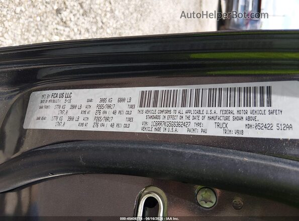 1C6RR7KG5GS362427 2016 RAM 1500 Gray Vista del compartimento del motor