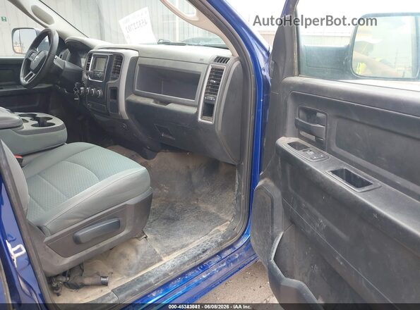 1C6RR7KG5GS369684 2016 RAM 1500 Blue Widok wnętrza z przodu