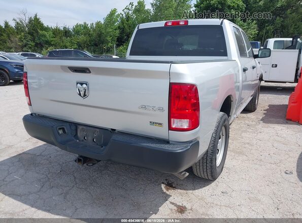 1C6RR7KG5JS106148 2018 RAM 1500 Silver Tył prawy