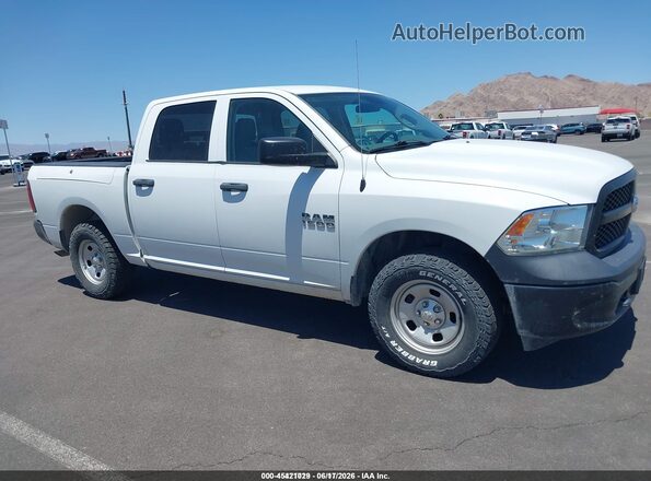 1C6RR7KG5JS144172 2018 RAM 1500 Белый Вид задней части салона