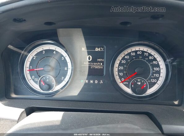 1C6RR7KG5JS300484 2018 RAM 1500 White უკანა სავარძლების ხედი