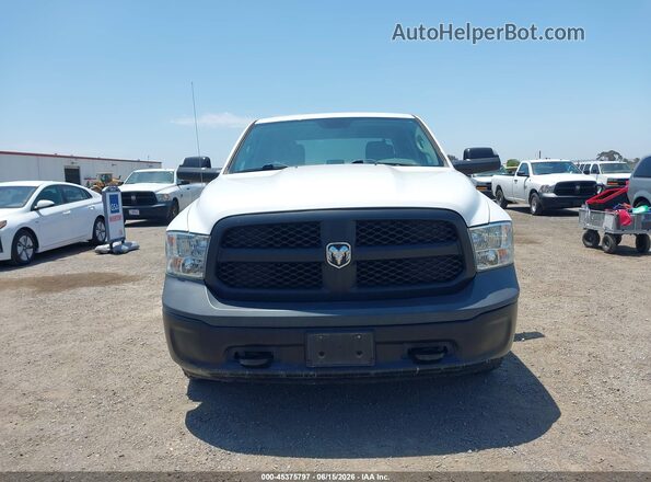 1C6RR7KG5JS300484 2018 RAM 1500 White უკანა სალონის ხედი