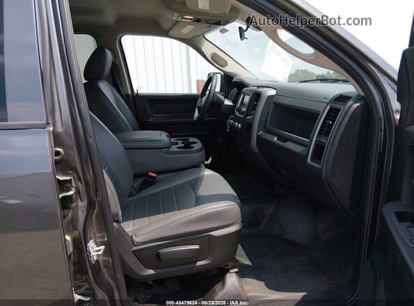1C6RR7KG5JS306754 2018 RAM 1500 Gray Front interior view