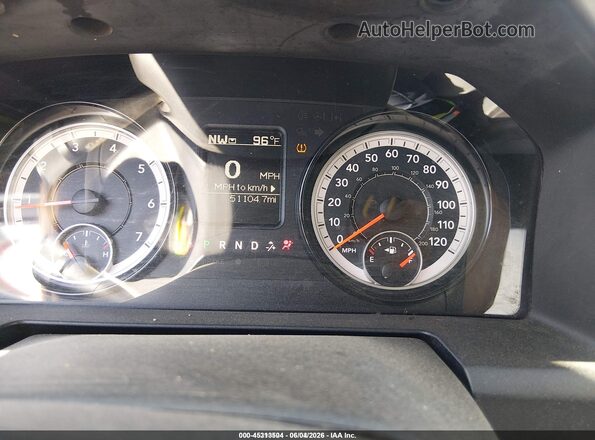 1C6RR7KG5JS318984 2018 RAM 1500 Brown Հետևի նստատեղերի տեսք