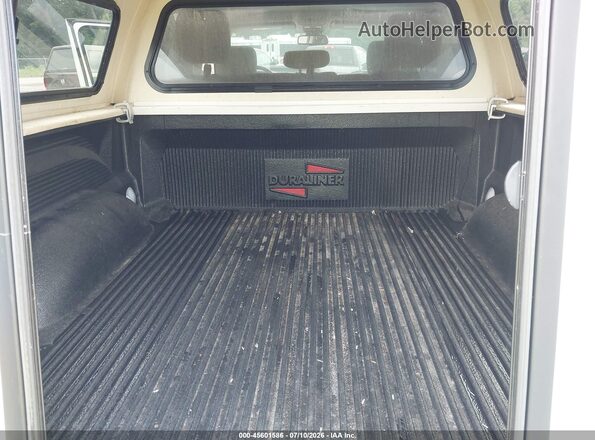 1C6RR7KG6GS341814 2016 RAM 1500 Белый Вид щитка приборов