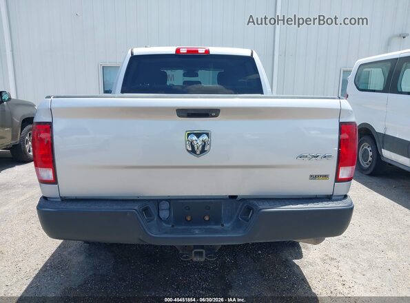 1C6RR7KG6GS369659 2016 RAM 1500 Silver 