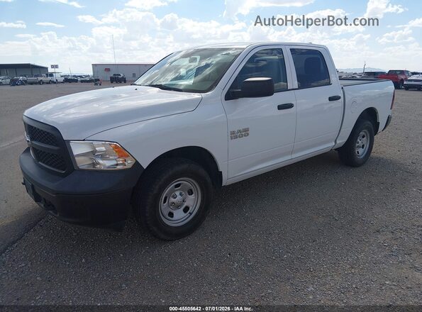 1C6RR7KG6JS315852 2018 RAM 1500 Белый Передняя левая четверть