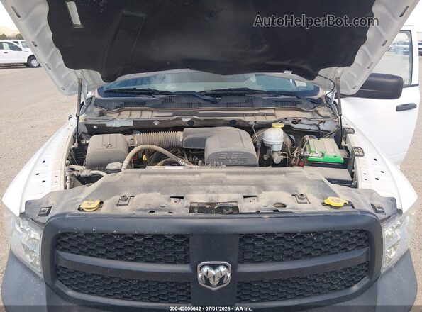 1C6RR7KG6JS315852 2018 RAM 1500 Белый Вид сзади