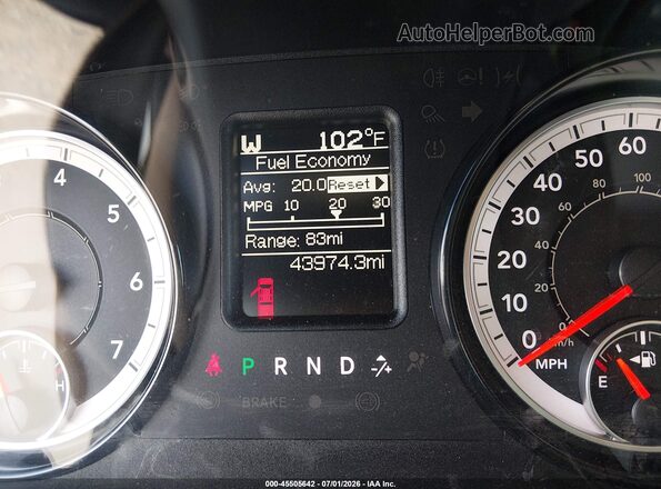1C6RR7KG6JS315852 2018 RAM 1500 Белый 