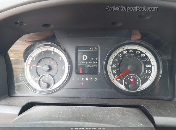 1C6RR7KG7HS641024 2017 RAM 1500 White Вид задніх сидінь