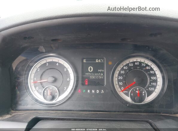1C6RR7KG7HS822334 2017 RAM 1500 Серый Вид задних сидений