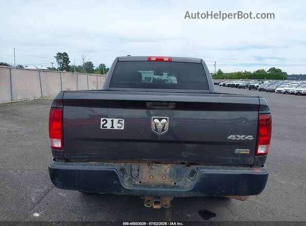 1C6RR7KG7HS822334 2017 RAM 1500 Серый 