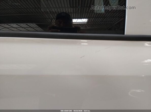 1C6RR7KG7JS106149 2018 RAM 1500 White 