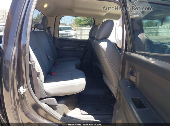 1C6RR7KG7JS286524 2018 RAM 1500 Black Widok naklejki z numerem VIN